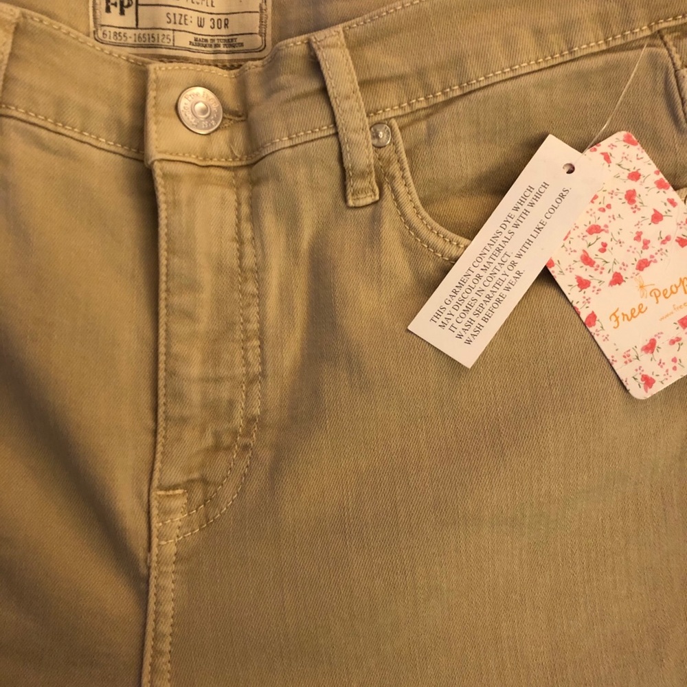 Jeans - Picture 2 of 3
